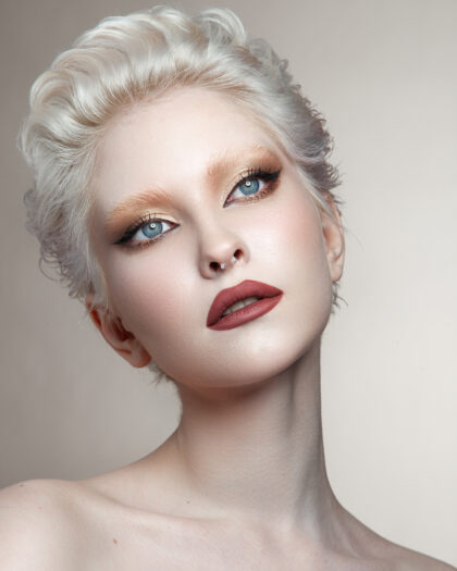 Naida White